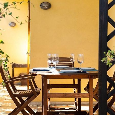 Luisa Sunny House Apartman Santa Maria Navarrese Kültér fotó